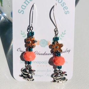 🌷Bright colorful springtime earrings🐰